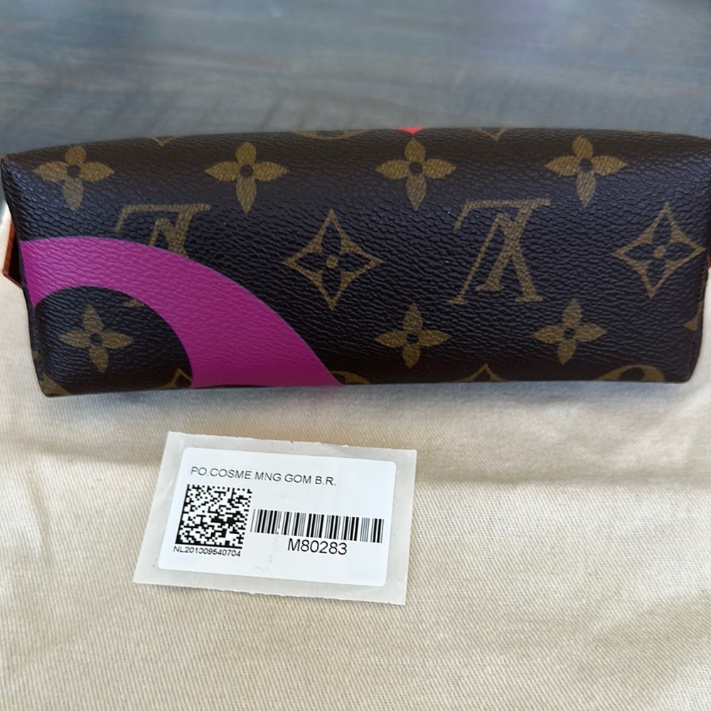 Louis Vuitton Games Cosmetic Pouch
NWT - Picture 3 of 14